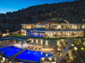 Luxury villa in Grimaud with Gulf View